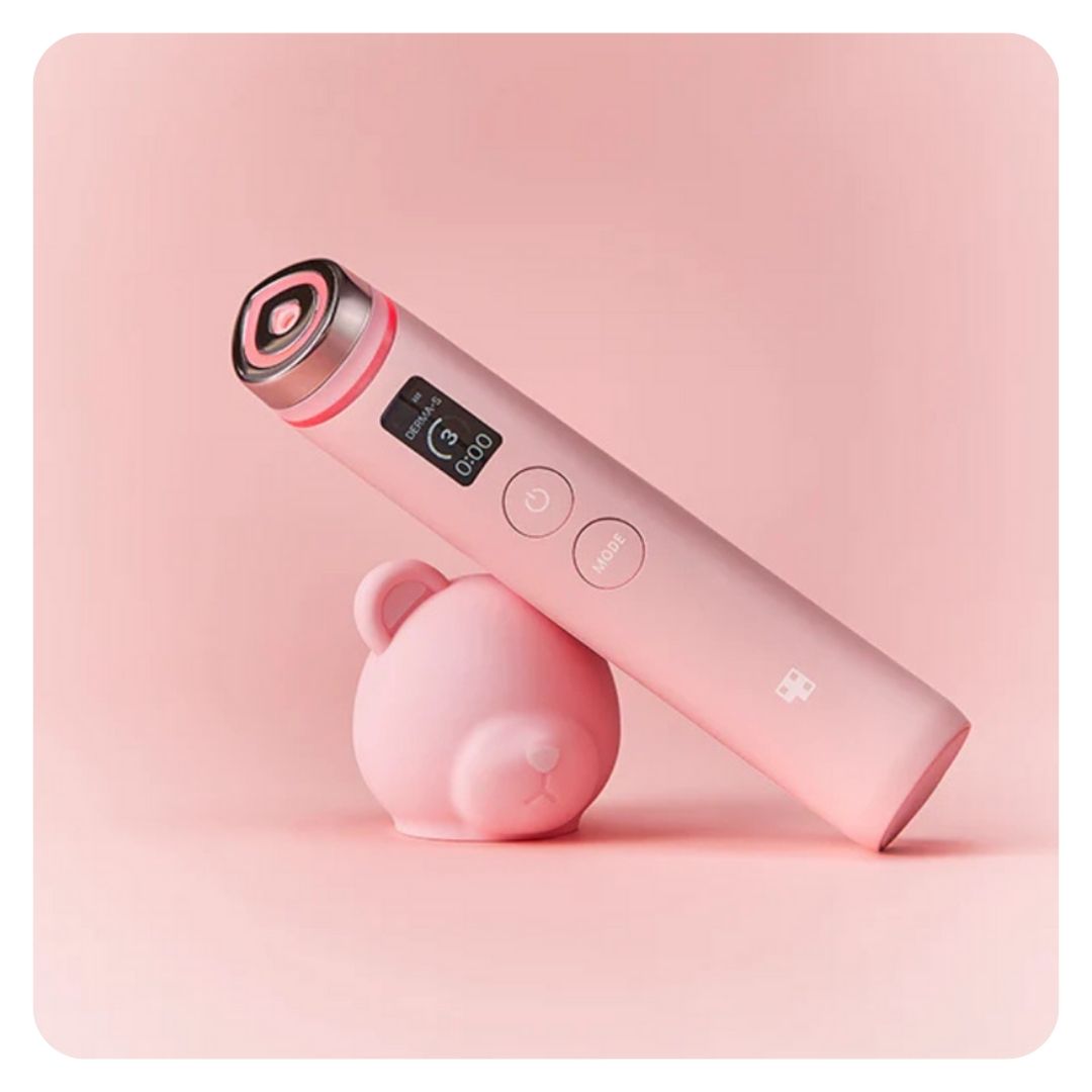 Medicube Booster Pro Pink Bear Head Case